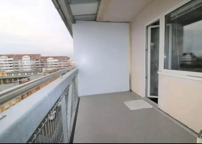 3 Bedroom Furnished In Frankfurt 오펜바흐
