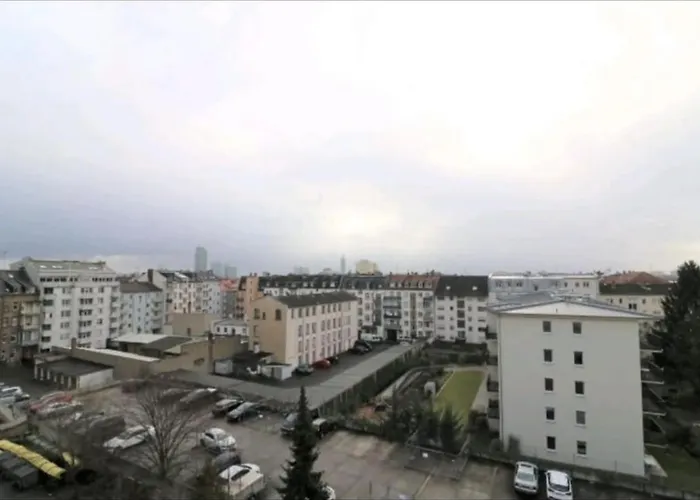 3 Bedroom Furnished In Frankfurt 아파트 오펜바흐