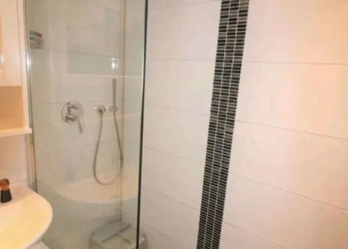 아파트 3 Bedroom Furnished In Frankfurt 오펜바흐